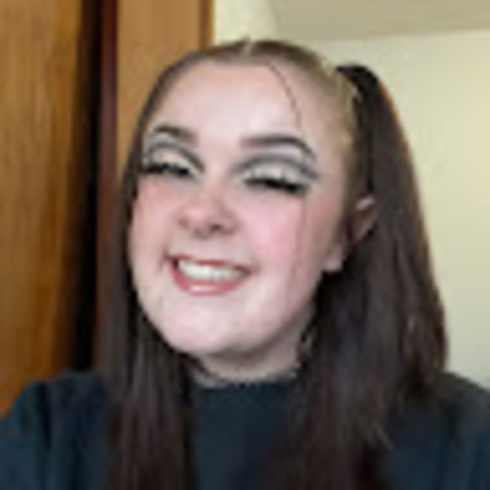 Meet your Posher, Maddie
